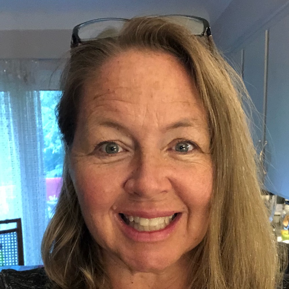 Meet your Posher, Julie